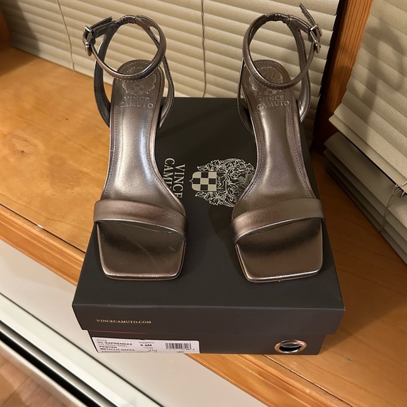 Vince Camuto Pewter Heels - Picture 4 of 9